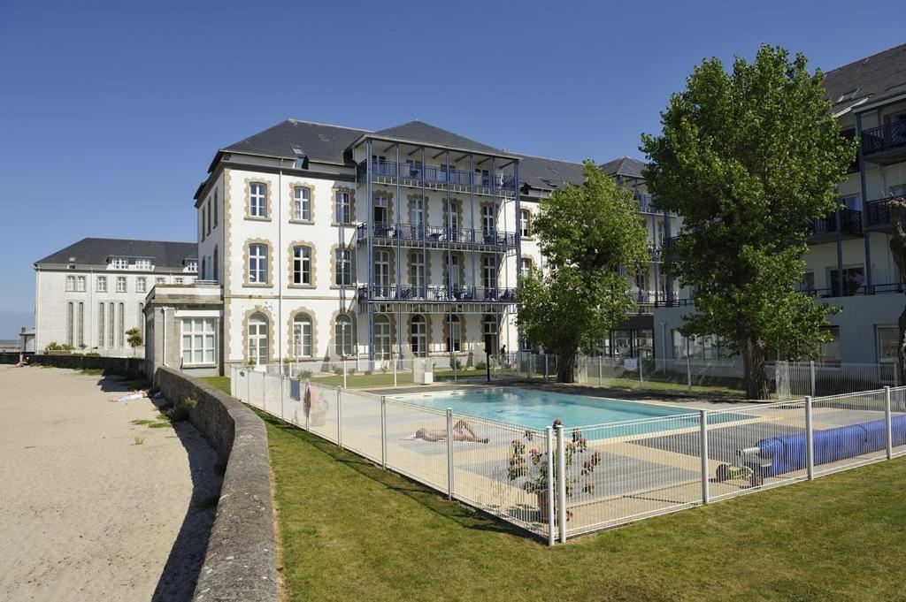 Appartement Vue Laterale Mer Le Croisic Exterior foto